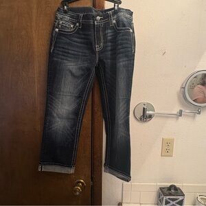 Miss Me Mid-Rise Easy Crop Sz 30